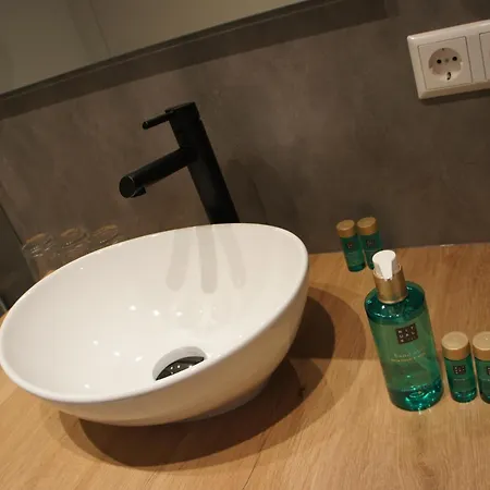 Naeldwyk-torenburg Отель