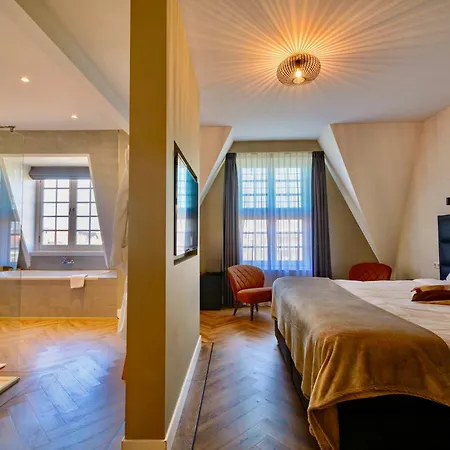 Naeldwyk-torenburg 3*