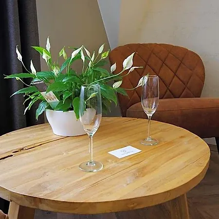Naeldwyk-torenburg Hotel