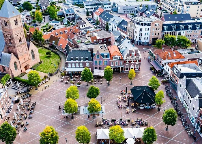 Naeldwyk-torenburg 3* Naaldwijk