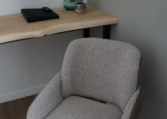 Naeldwyk-torenburg Hotel 3*