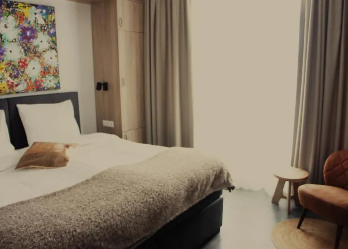 Hotel Naeldwyk-torenburg Naaldwijk