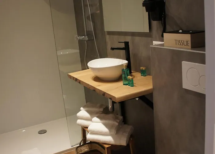 Naeldwyk-torenburg 3*