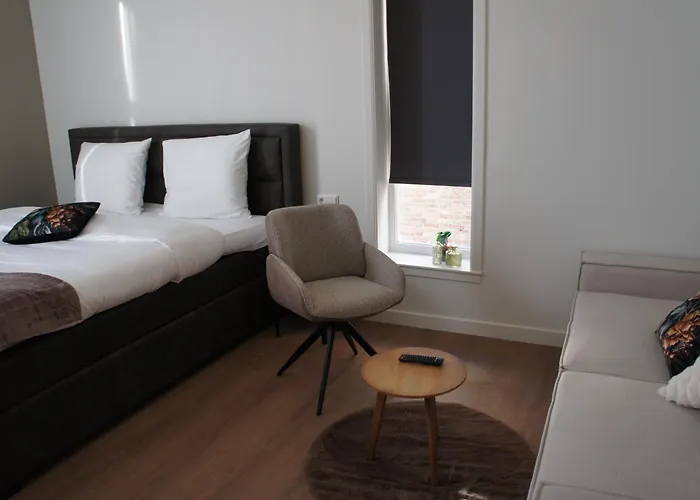 Naeldwyk-torenburg Naaldwijk