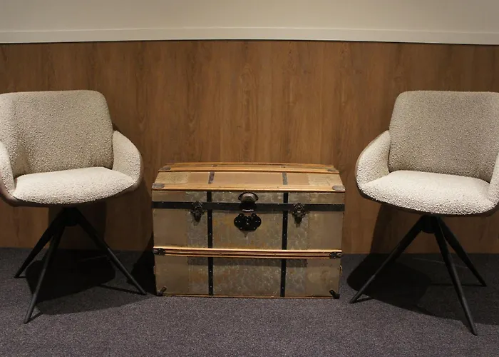 Naeldwyk-torenburg 3* Naaldwijk