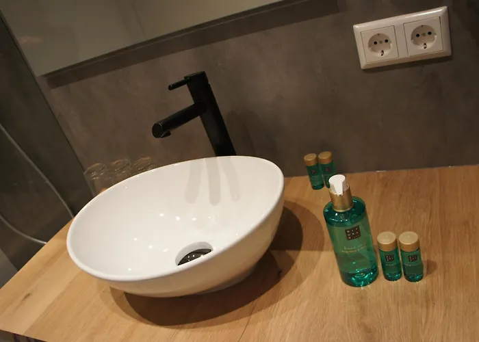 Naeldwyk-torenburg Отель