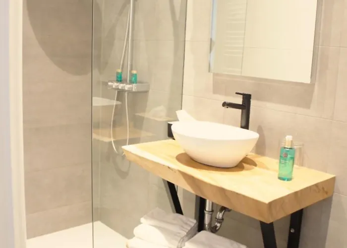 Отель Naeldwyk-torenburg