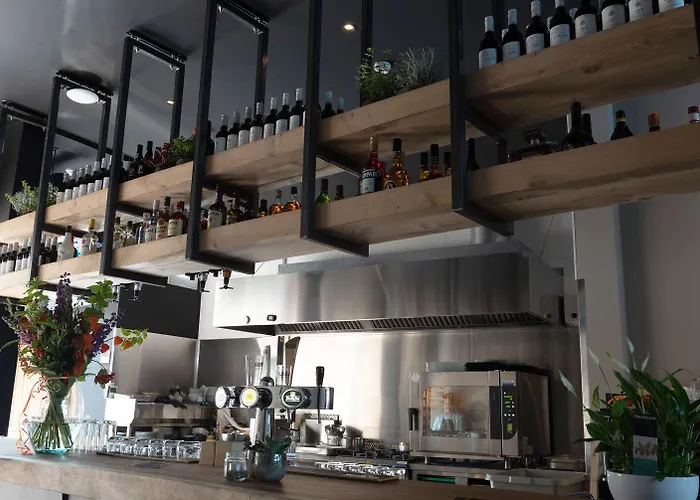 Naeldwyk-torenburg 3* Naaldwijk