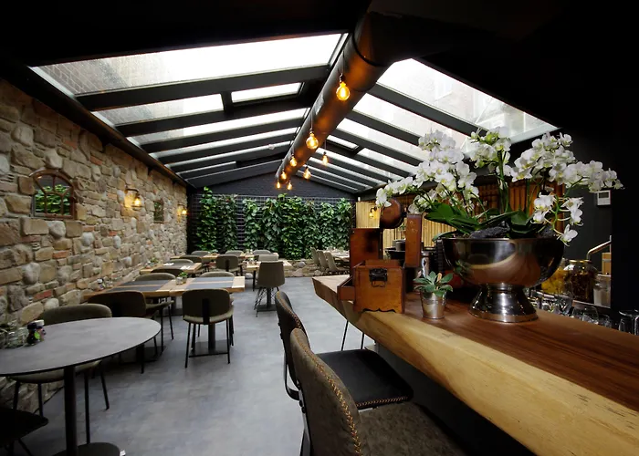 Naeldwyk-torenburg 3*