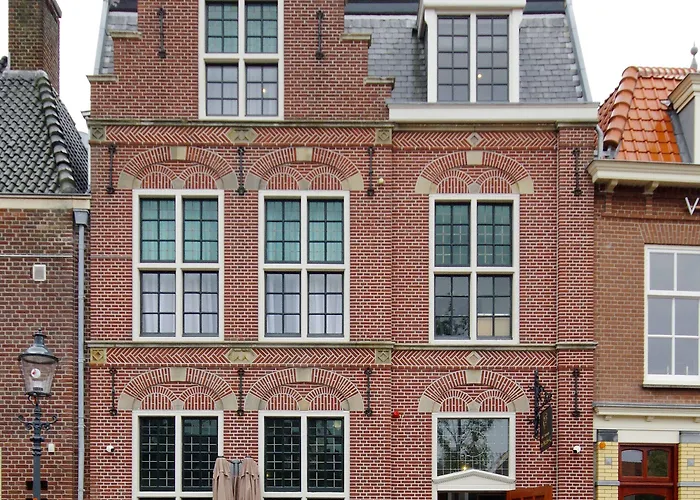 Naeldwyk-torenburg Hotel