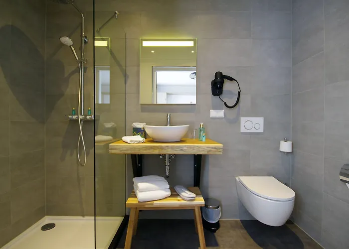 Naeldwyk-torenburg Hotel