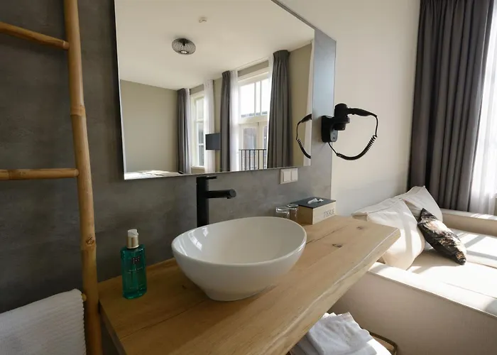 Отель Naeldwyk-torenburg Нальдвийк